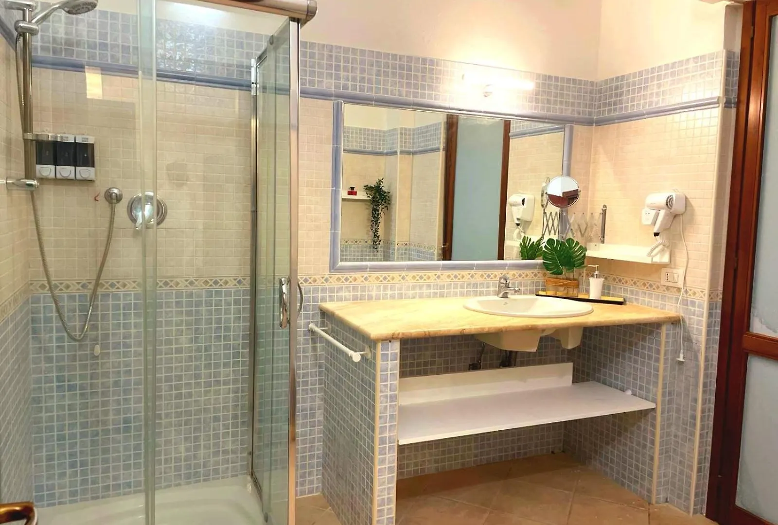 Valley View Apartment Сассари